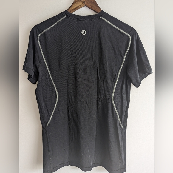 Lululemon Exercise Fundamental Shirt - Picture 3 of 3